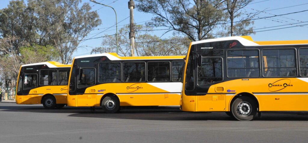 presentacion-de-nuevas-unidades-de-colestivo3-1024x475
