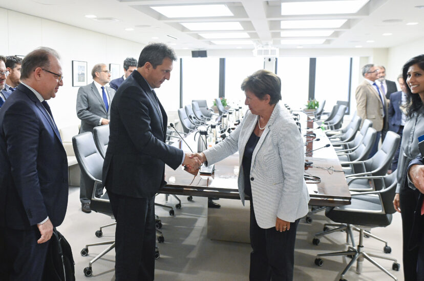 Sergio-Massa-Kristalina-Georgieva-2-828x548-1
