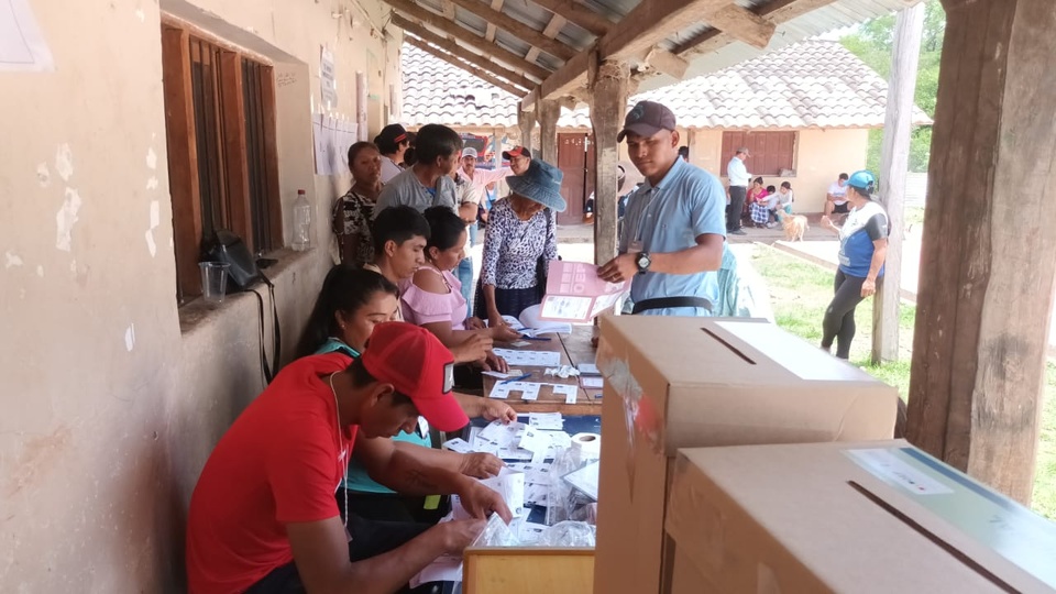 908236-eleccionesbolivia_0