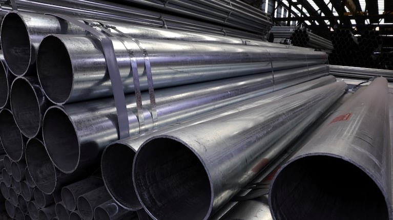 el-gobierno-elimino-las-retenciones-a-las-exportaciones-de-aluminio-y-acero-hasta-fin-de-ano-foto-reuters-QMHIUVPERRBOLKVNZXLVPHT5QI
