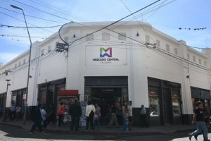 fachada-Mercado-central-1-930x620-1