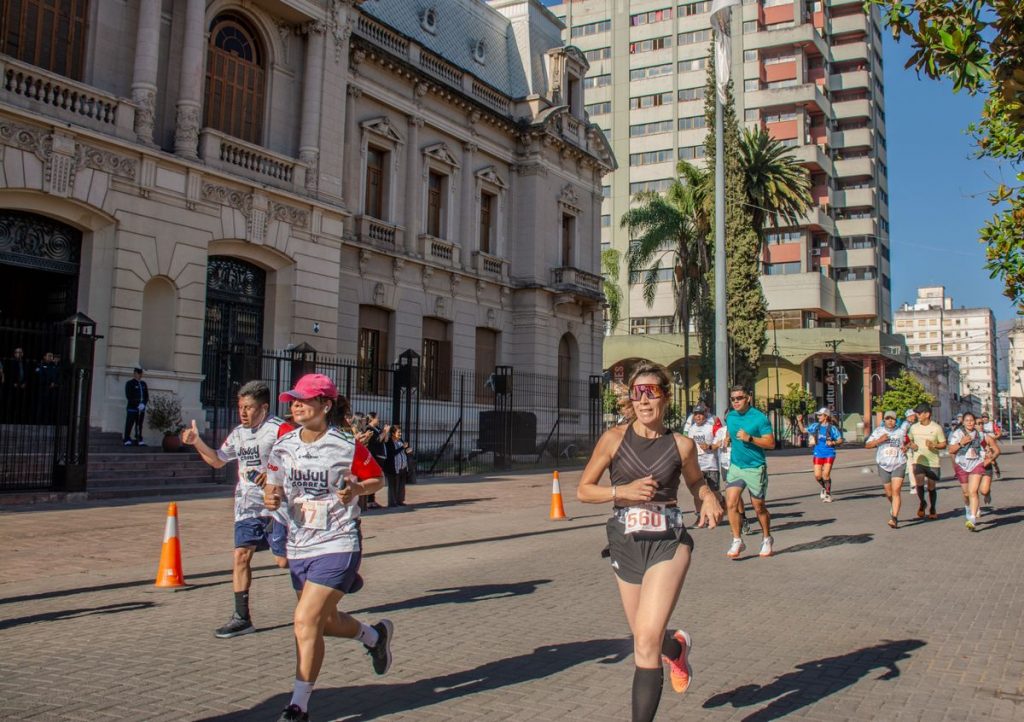 whatsapp-image-2025-11-16-at-112600-am-2