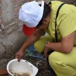Salud continúa con operativos de descacharrado para prevenir el dengue