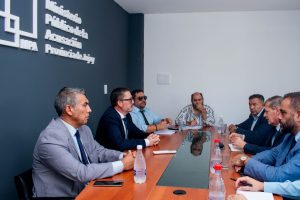 f8952e37-1ad9-478a-b336-45ec142dfced