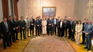 1010x567_milei-junto-gobernadores-546720-143904