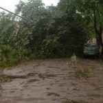 Tras el fuerte temporal, brindan ayuda a familias afectadas en Yuto