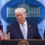 Trump accedió a suspender los bombardeos contra Irán por dos semanas