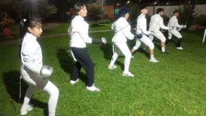 el-club-tiro-y-gimnasia-inauguro-la-primera-escuela-esgrima