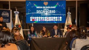 mesa-dialogo-la-discapacidad-debatieron-educacion-inclusiva