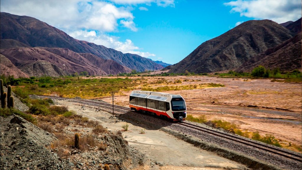 el-tren-solar-de-la-quebrada-75ABOHNZ2ZFEPPJQGUI7TWH3TY