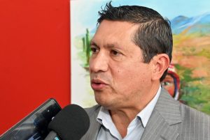 DR-TABARCACHI-REEMPEDRONAMIENTO-DE-VENDEDORES-AMBULANTE-1-1024x686