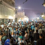 Miles de jujeños coparon las calles y colmaron la plaza Belgrano tras el histórico triunfo de la Selección Argentina