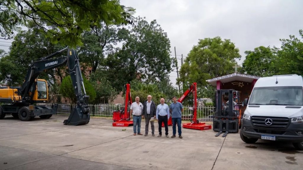 vialidad-recepcion-nuevo-equipamiento-enero-2026