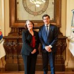 El gobernador Sadir recibió a la embajadora de Australia y destacó las oportunidades de cooperación en minería y energía