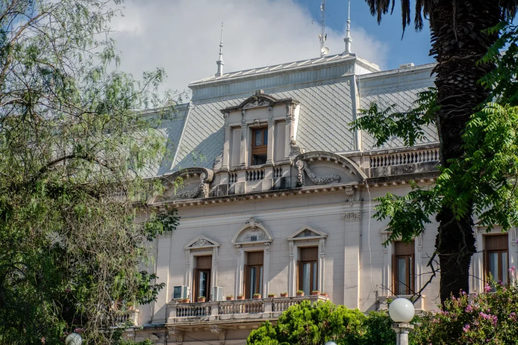 casa-gobierno-plaza-espana