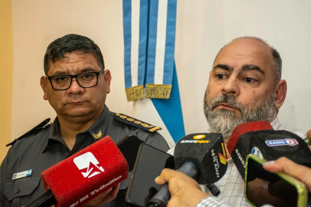 central-policia-conferencia-del-ministro-15jpg