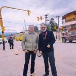 El intendente Jorge habilitó un nuevo semáforo en un cruce estratégico del barrio Malvinas