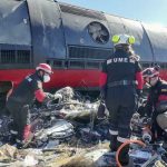 Choque de trenes en España: perros entrenados buscan restos humanos entre los vagones y las morgues están desbordadas